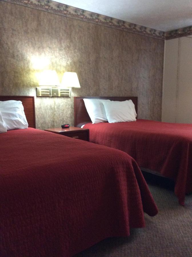 Sports Club Motel Wayne Dış mekan fotoğraf